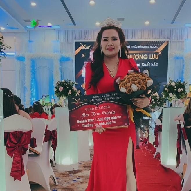 Kim Cương – Mẹ bỉm sữa thành công nhờ kinh doanh hệ thống mỹ phẩm