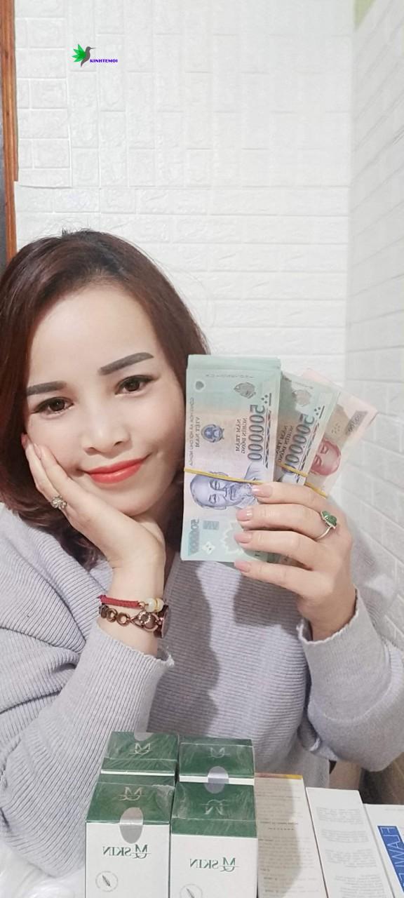 Những chặng đường giao hàng rất khó khăn nên có đôi khi trễ thời gian và khách hàng không hài lòng cho lắm