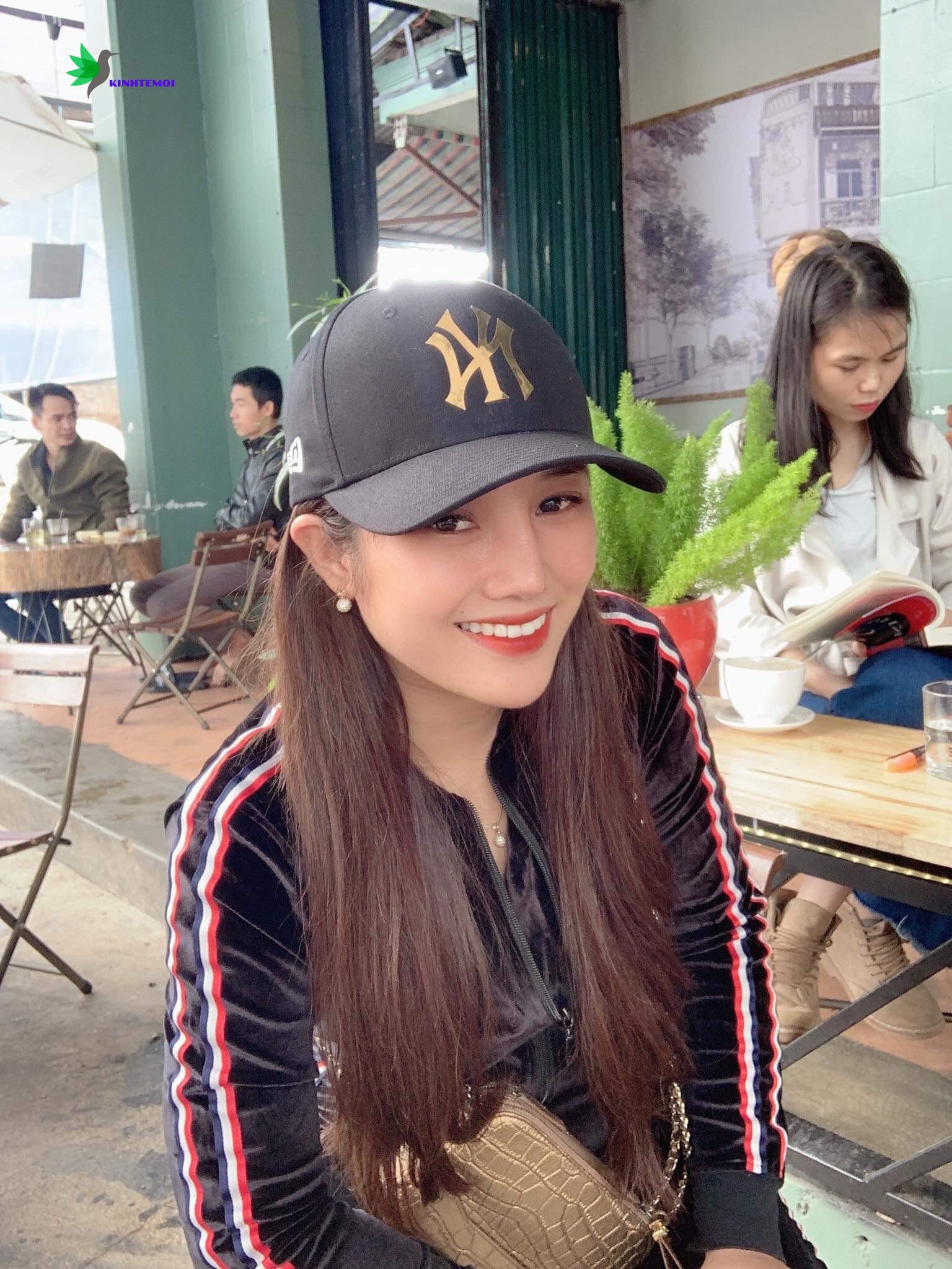 Cô gái 9x xứ nghệ Nguyễn Thị Hoà đã bắt đầu hành trình đi tìm cái đẹp của mình.