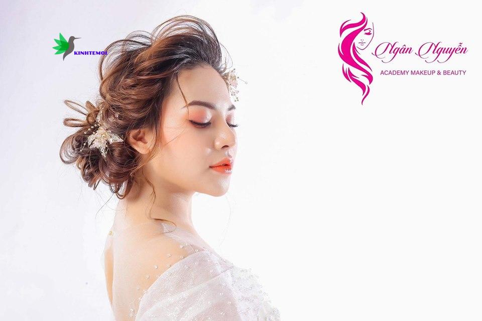 Ngân Nguyễn luôn được khách hàng tin tưởng và ủng hộ. 