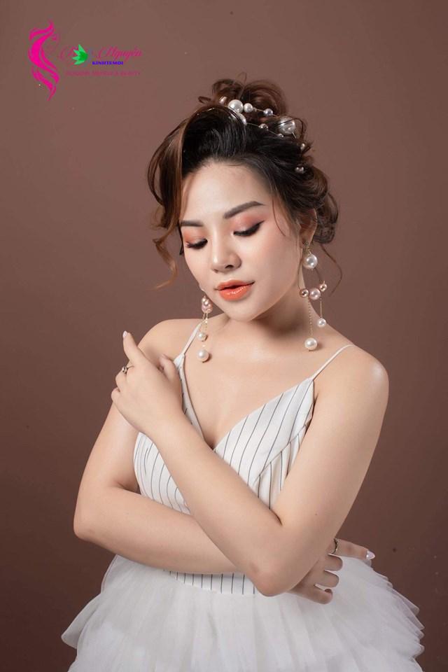 Ngân luôn đam mê và hướng tới chinh phục cái đẹp hoàn hảo nhất của những cô gái trong ngày trọng đại của mình.