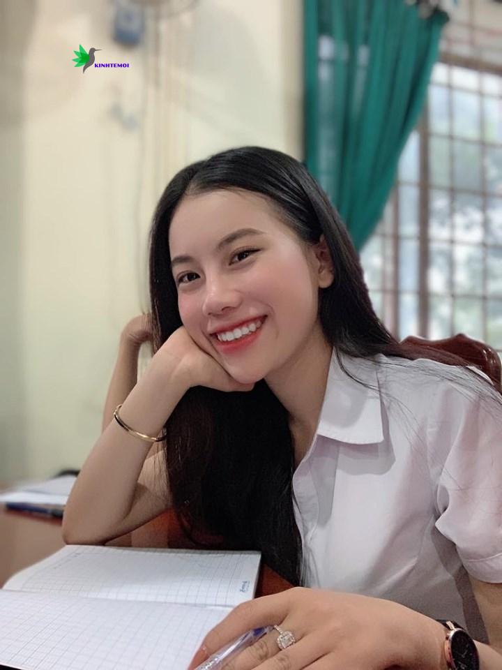THANH NGOAN – ” TÀI KHÔNG ĐỢI TUỔI”