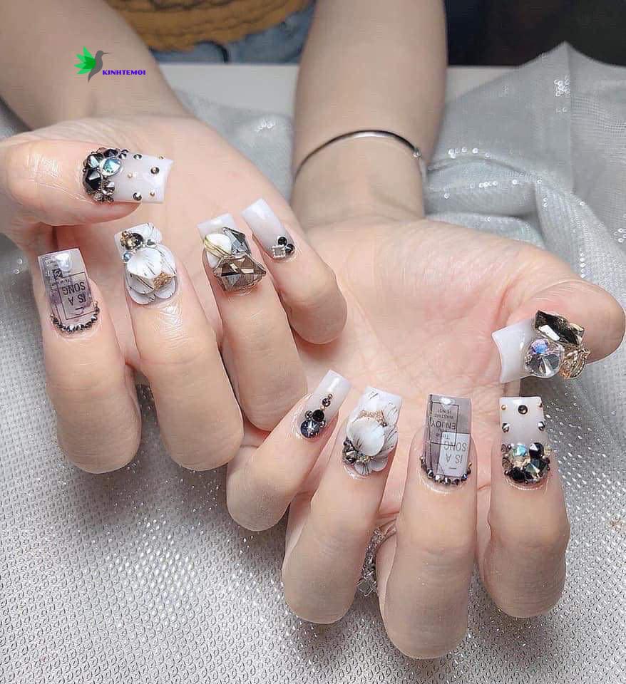 Mẫu nail hot nhất 2020 