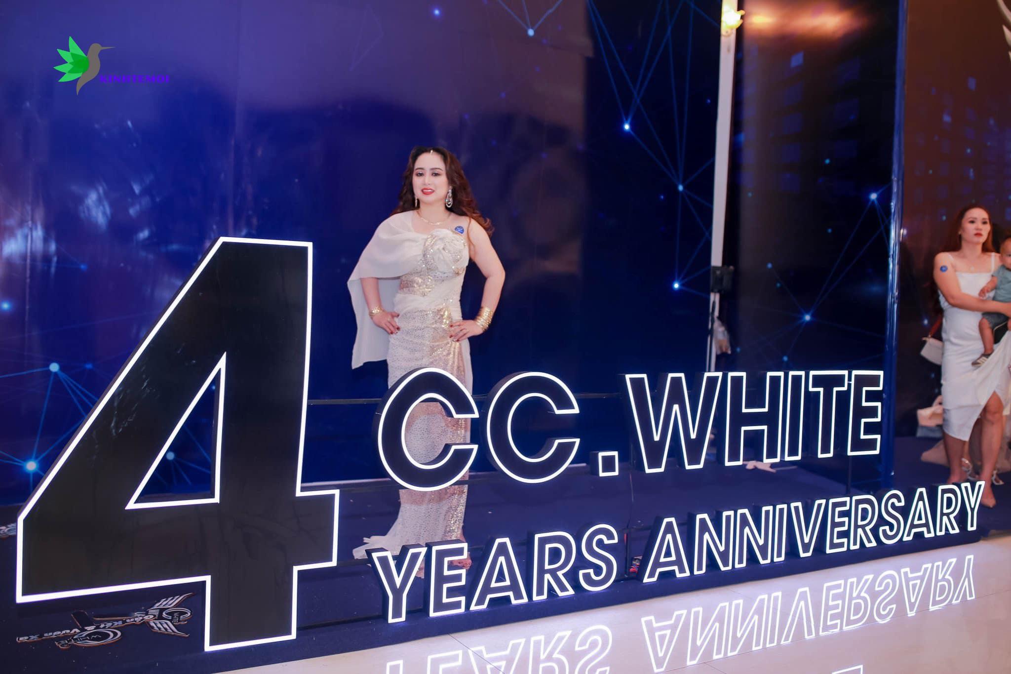 Hương Giang - Kinh doanh thành công từ thương hiệu mỹ phẩm CC White 