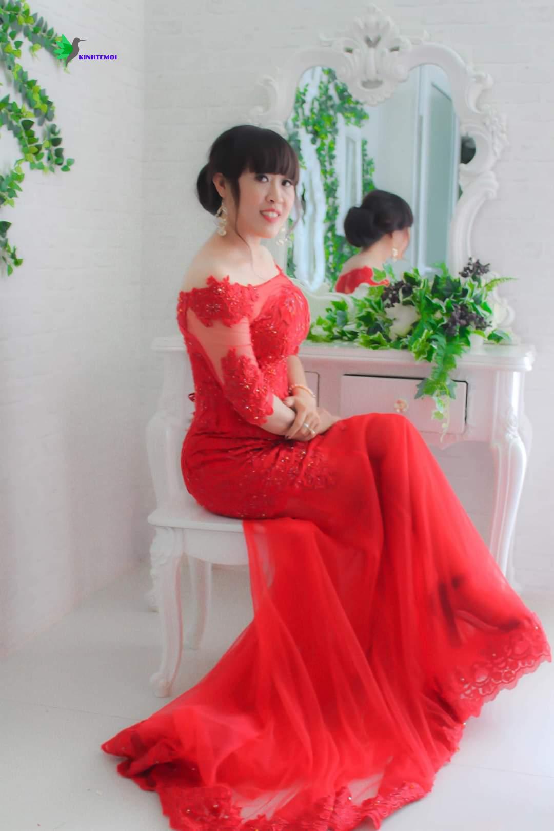 Cô giáo Trúc Uyên xinh đẹp, tài năng, bản lĩnh trong kinh doanh 