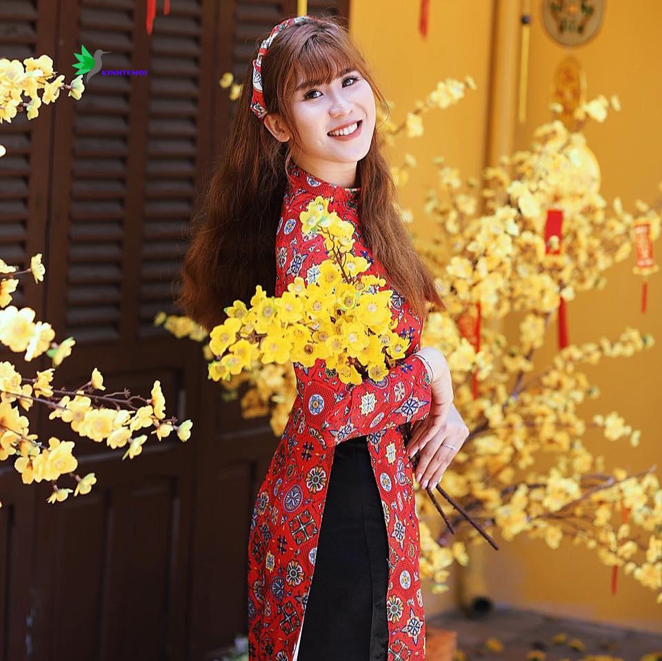 Nhan sắc trẻ trung của Hạnh Lena