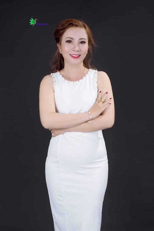 Chân dung chị Nguyễn Thị Tuyết Hằng - NPP mỹ phẩm lớn tại khu vực miền Tây
