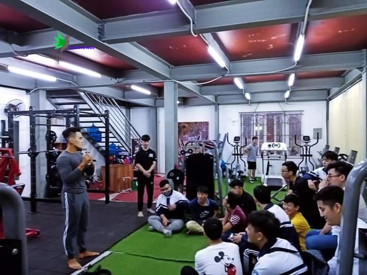 Tuấn Anh là một trong những người tiên phong mang lại môi trường giải trí lành mạnh đến Thị Trấn Quốc Oai