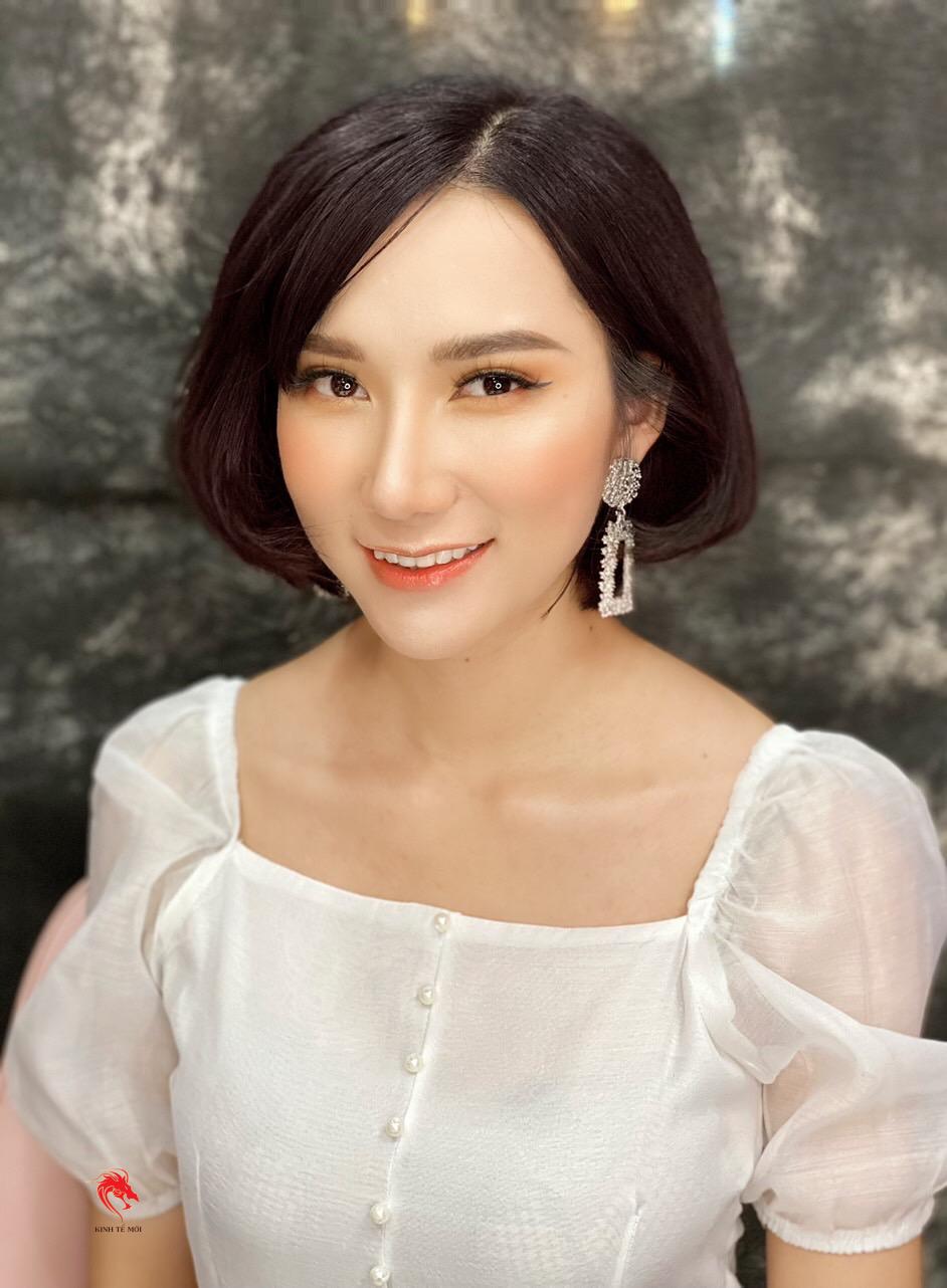Giám đốc trẻ Thu Hà