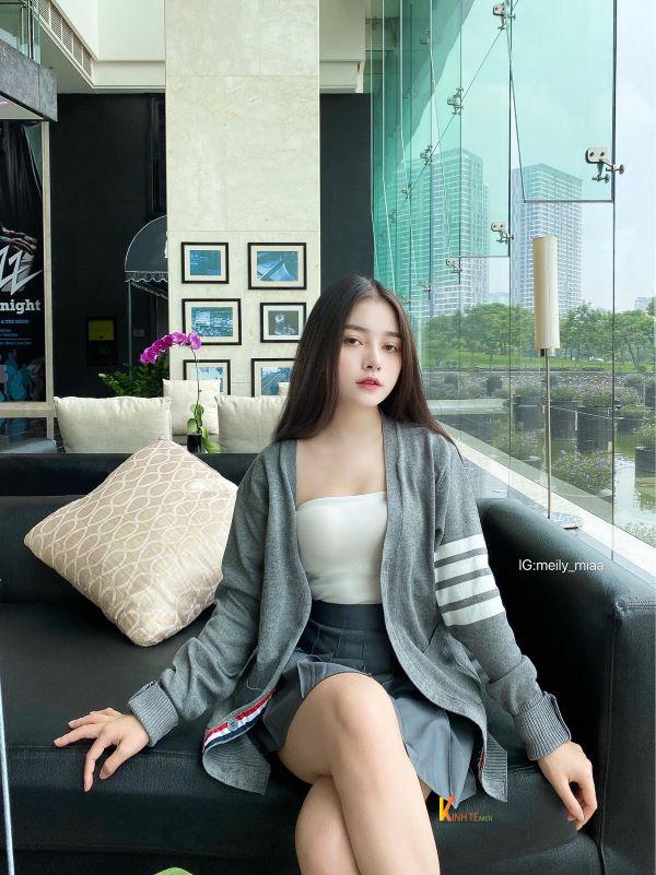 Thần thái tự tin, cuốn hút trước ống kính