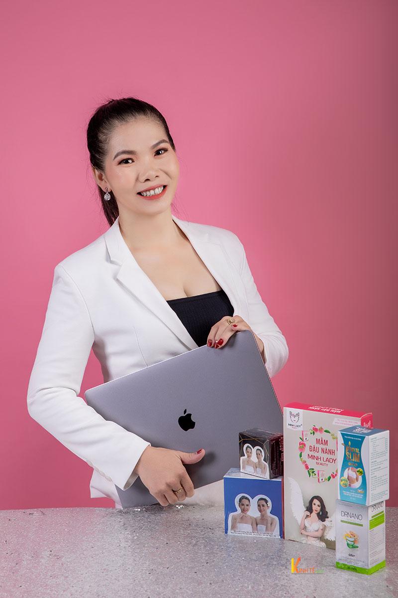 Nhờ Minh Lady Beauty, cô dần khẳng định được vị trí của mình trong xã hội