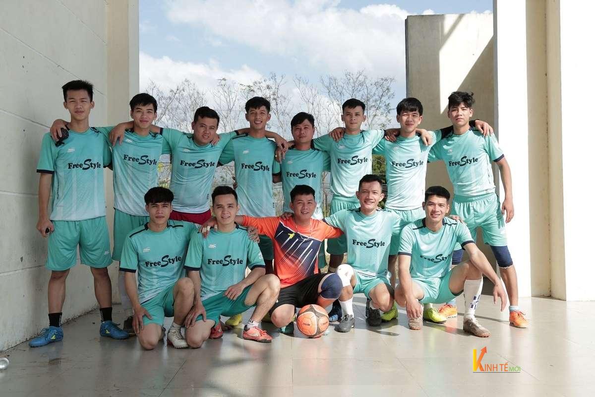 Niềm đam mê cháy bỏng với bóng đá