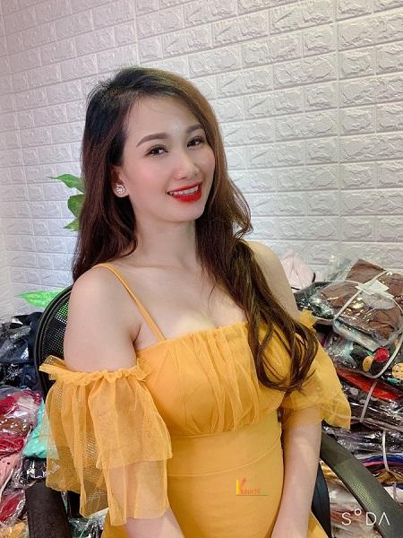 Lương Thị DungNụ cười rạng rỡ chân thành luôn giúp chị Dung được mọi người yêu mến.