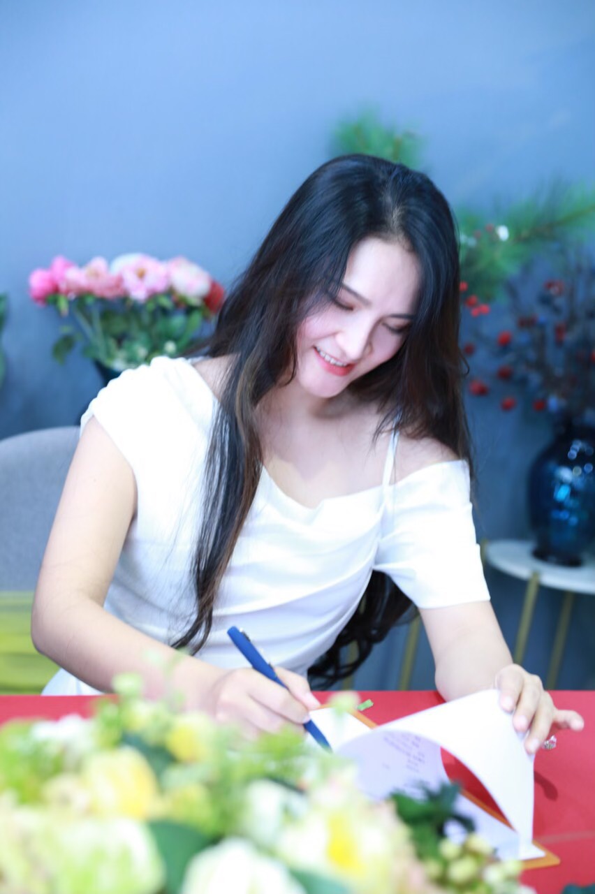 "Thành công sẽ luôn đến với những người đủ nỗ lực và đam mê"
