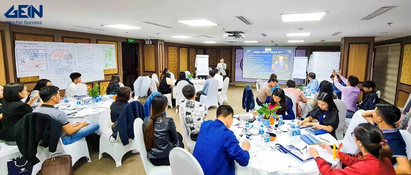 Lang Công Đạt đào tạo cho các chủ doanh nghiệp ứng dụng bộ môn Khoa học về những con số trong quản trị nhân sự