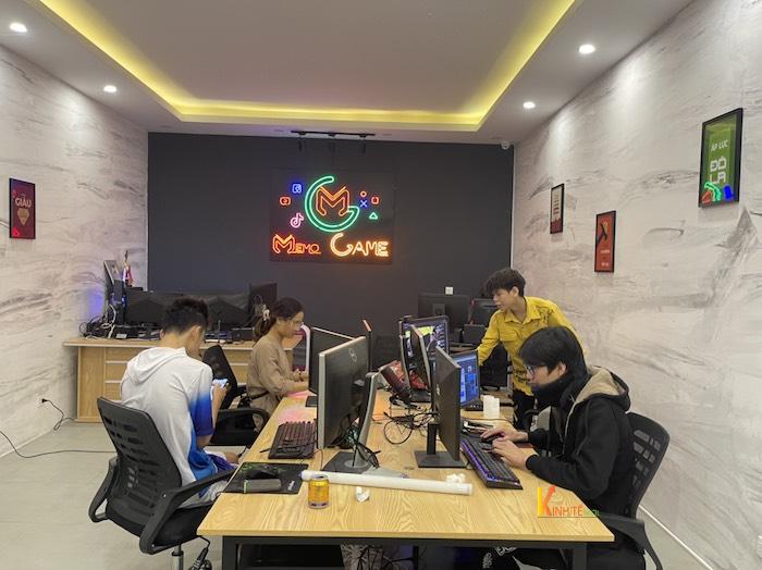 Anh luôn đồng hành cùng team mọi lúc mọi nơi 