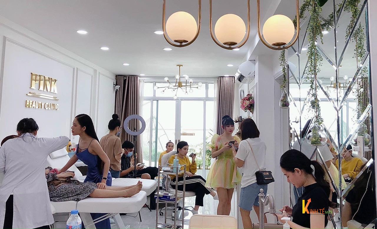 Cô nàng đang từng ngày khẳng định thương hiệu Pink Beauty Clinic