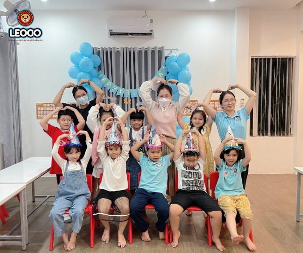Tổ chức sinh nhật cho các bé hàng tháng